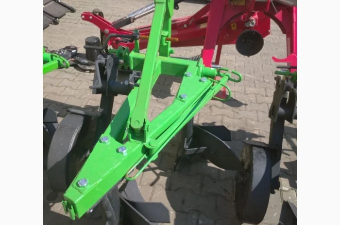 Плуг навісний тракторний польовий 2/25 на мінітрактор- фото № 3