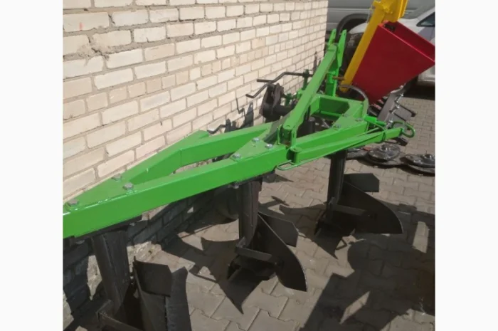 Плуг навісний польовий лемішний оборотний 3х корпусний на мтз- фото № 5