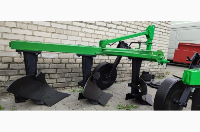 Плуг навісний польовий лемішний оборотний 3х корпусний на мтз- фото № 8