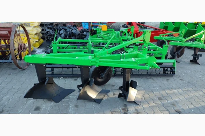 Плуг 3х корпусний оборотний 3/30 висока стійка, шовна рама BOMET- фото № 1