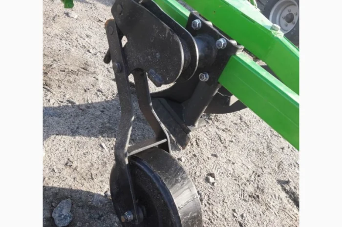 Плуг на трактор 20 л.с. 2-х корпусний 2/20 Bomet (Польща)- фото № 15