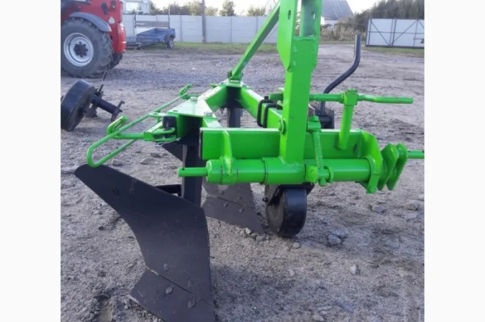 Плуг на трактор 20 л.с. 2-х корпусний 2/20 Bomet (Польща)- фото № 3