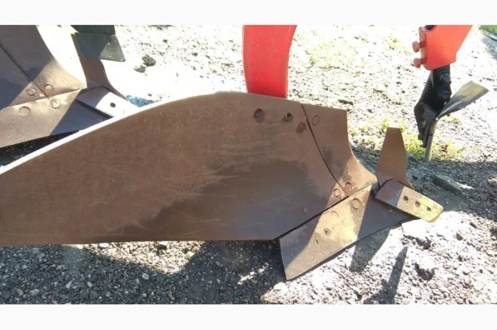 Плуг оборотний Gregoire Besson – 6к (5+1) (Б/У)- фото № 4