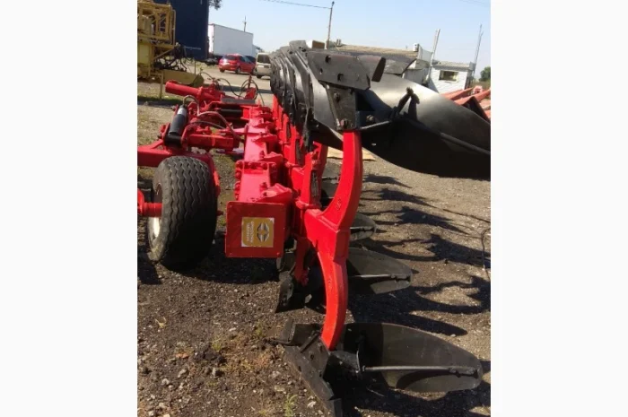 Плуг оборотний Gregoire Besson – 6к (5+1) (Б/У)- фото № 6