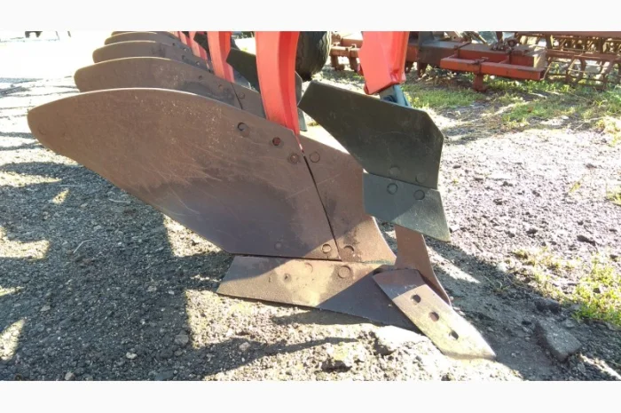 Плуг оборотний Gregoire Besson – 6к (5+1) (Б/У)- фото № 8