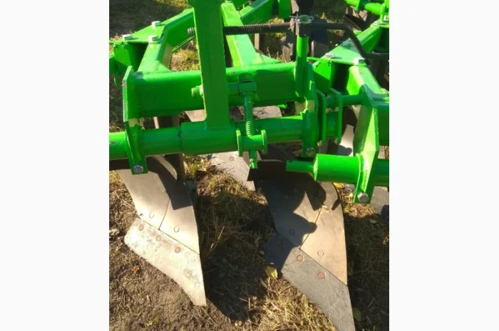 Плуг 3 на 30- фото № 1