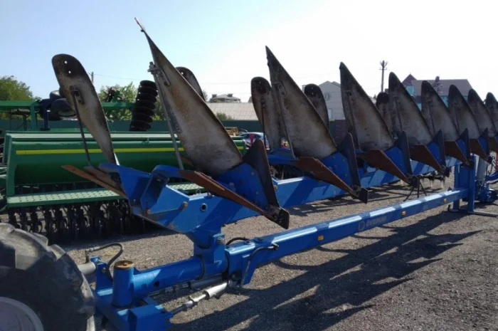 Плуг оборотный 8 к Overum DVL 81080 F. Швеция. Kongskilde (Оверум)- фото № 1