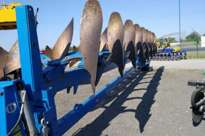 Плуг оборотный 8 к Overum DVL 81080 F. Швеция. Kongskilde (Оверум)- фото № 3