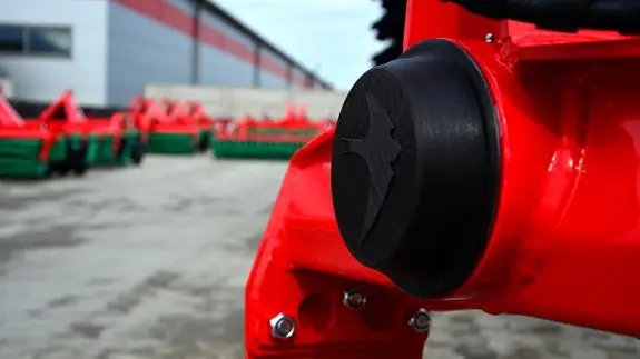 Плуг оборотний 3 корпусний AGRO-MASZ POM під МТЗ 892 ГАРАНТІЯ 3 РОКИ- фото № 6