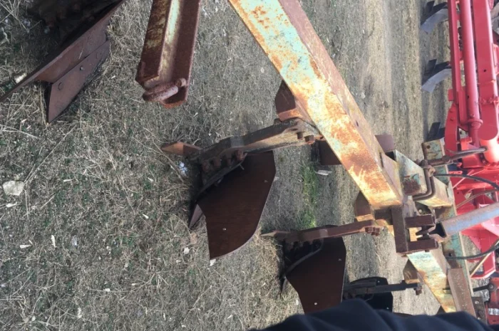 Продається Плуг ПЛН-5-35- фото № 7