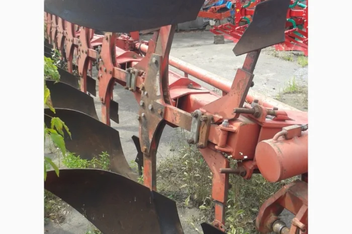 Плуг оборотний Gregoire Besson 8 корпусів- фото № 4