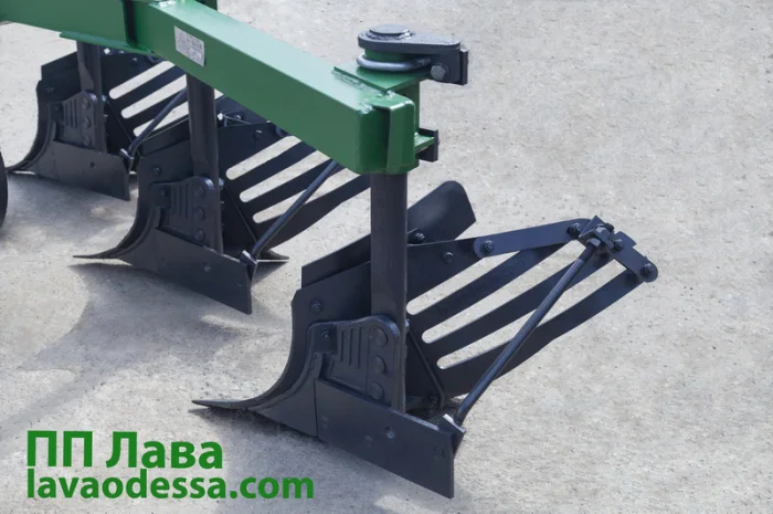 Плуг ПБЛ 3-35 на високих круглих стійках- фото № 8