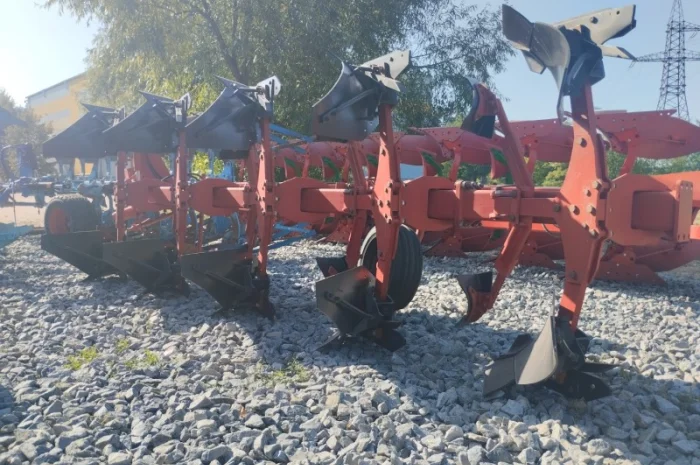 Плуг Gregoire Besson 4+1- фото № 3