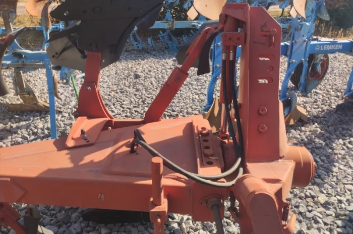 Плуг Gregoire Besson 4+1- фото № 6