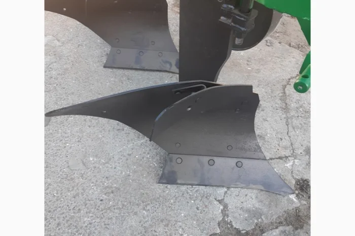 Продам плуг трехкорпусный навесной ПЛН 3-35- фото № 4