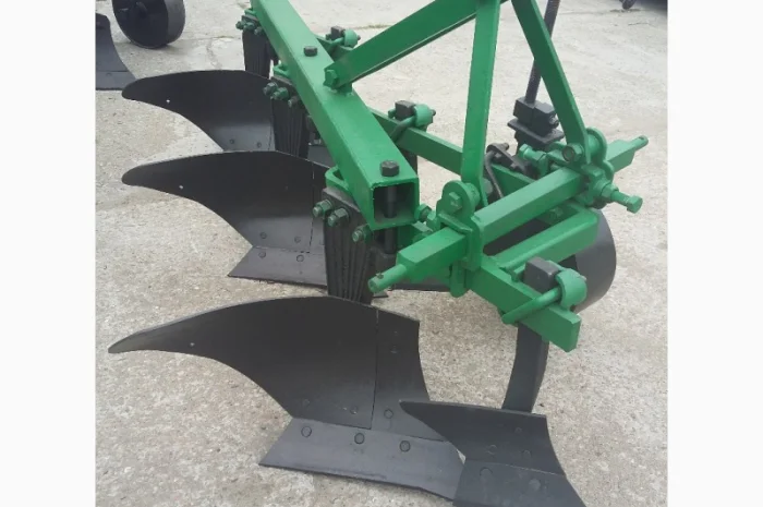 Продам плуг трехкорпусный навесной с предплужником ПЛН 3-35- фото № 1