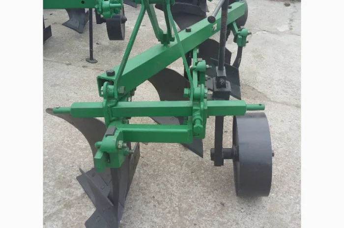 Продам плуг трехкорпусный навесной с предплужником ПЛН 3-35- фото № 2