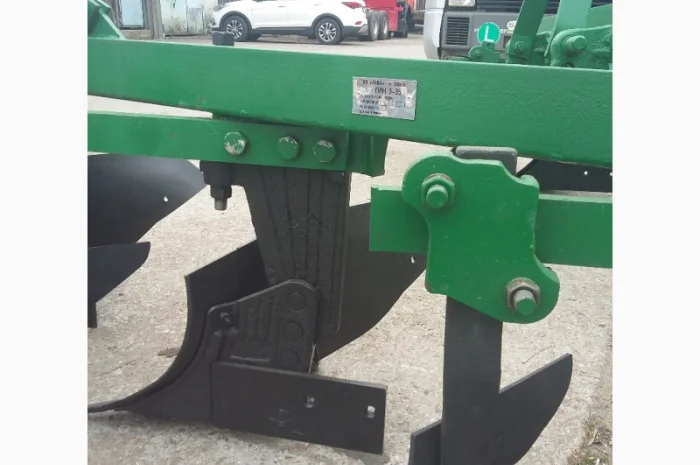 Продам плуг трехкорпусный навесной с предплужником ПЛН 3-35- фото № 4