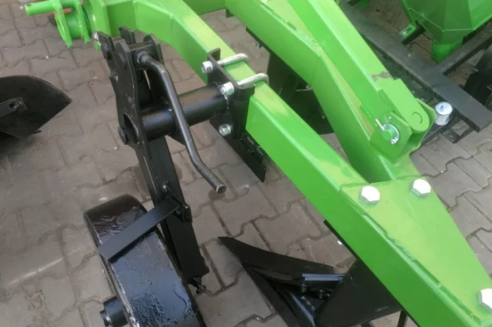 Плуг 2 3 4 5 корпусний Bomet- фото № 11