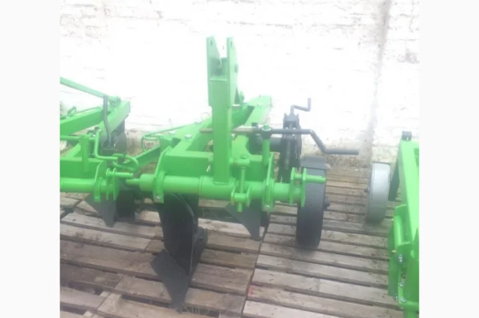 Плуг 2 3 4 5 корпусний Bomet- фото № 9