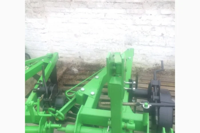 Плуг 2 3 4 5 корпусний Bomet- фото № 3