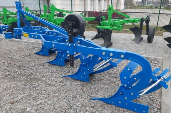 Турецький 3-х корпусний плуг Unlu- фото № 10