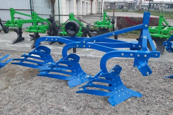 Турецький 3-х корпусний плуг Unlu- фото № 6