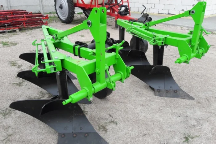 Плуг классический 3/30 фирмы Bomet- фото № 2