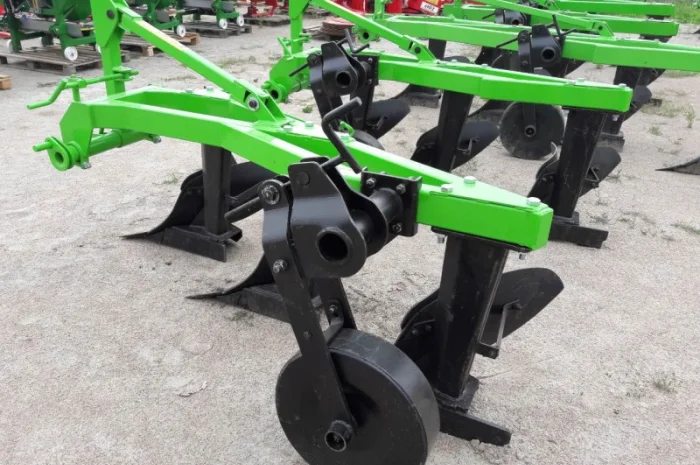 Плуг классический 3/30 фирмы Bomet- фото № 7