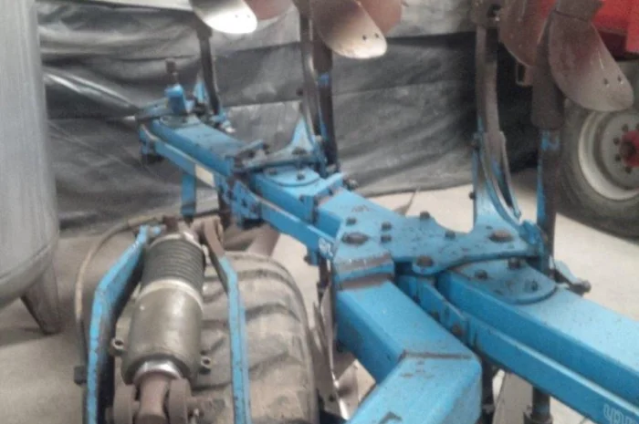 Плуг оборотный Lemken Vari Diamant 7(6+1)- фото № 5