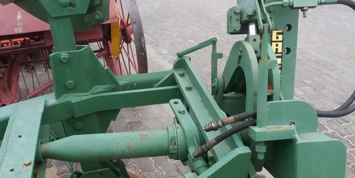 Продам навісний трьохкорпусний плуг 3*35- фото № 1