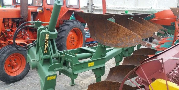 Продам навісний трьохкорпусний плуг 3*35- фото № 2