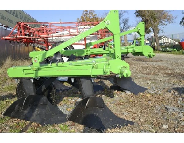 Плуг 2-х корпусный Бомет (Польша)- фото № 3