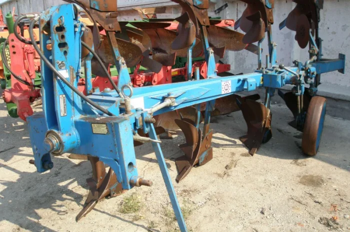 Плуг оборотний Rabewerk 4 корпусний- фото № 1