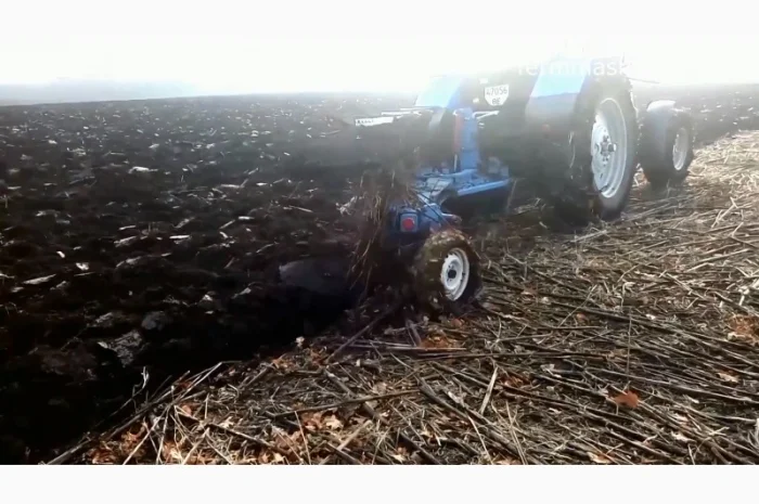 Плуг оборотный навесной ПОН-3- фото № 6