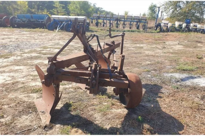 Продаж плуга- фото № 1