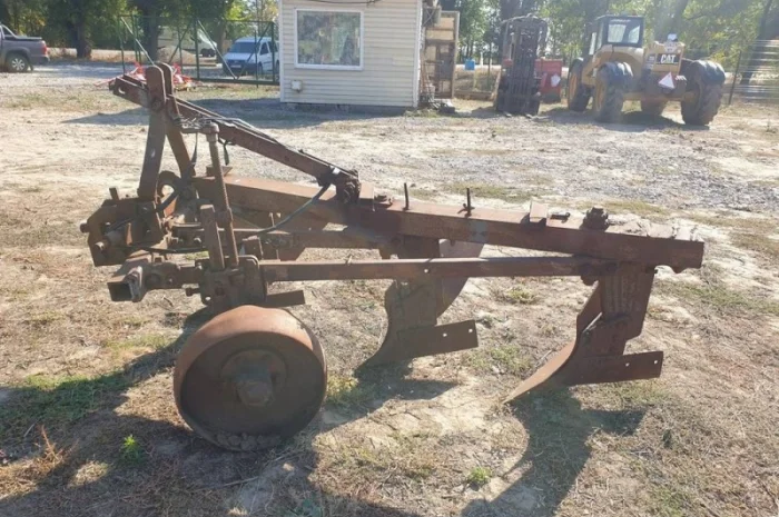 Продаж плуга- фото № 2