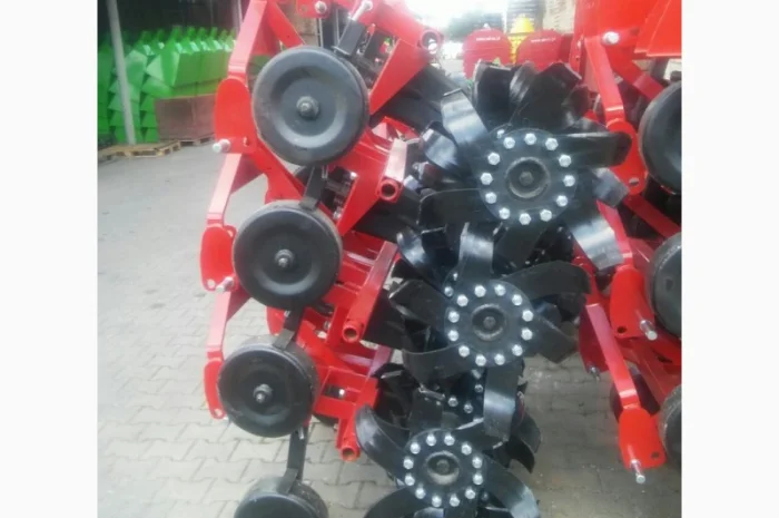 Фреза навесная на трактори, почвофреза (грунтофреза) польська Wirax- фото № 3