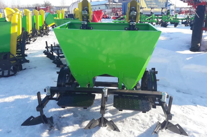 Двухрядная навесная картофелесажалка Bomet Польша- фото № 1