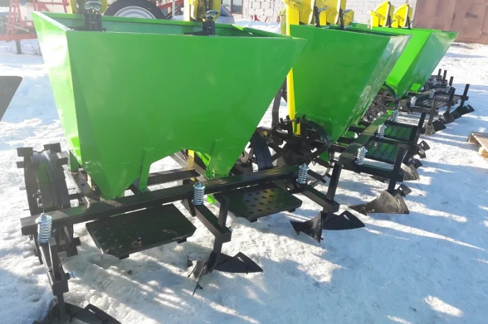 Двухрядная навесная картофелесажалка Bomet Польша- фото № 3