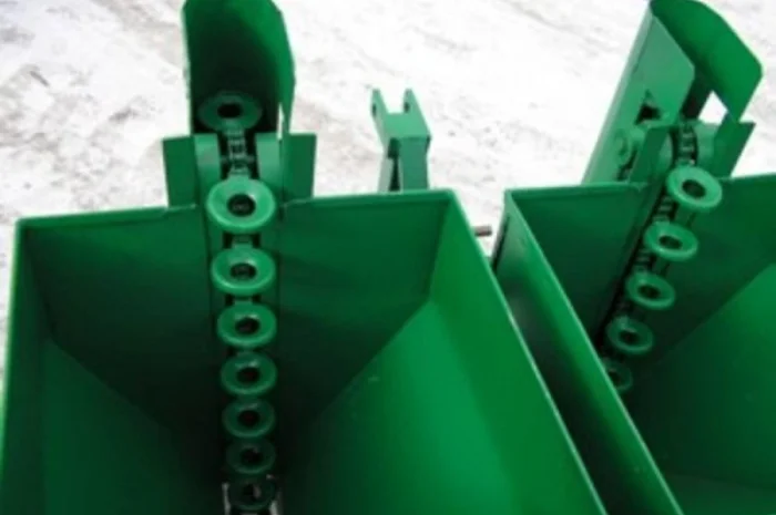 Картоплесаджалка 2-х рядкова, з регулюванням міжрядь, для мини и мото тракторов- фото № 6