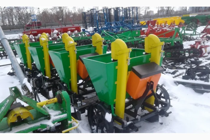 Саджалка для картоплі 2-х рядна з бачком для міндобрив- фото № 3