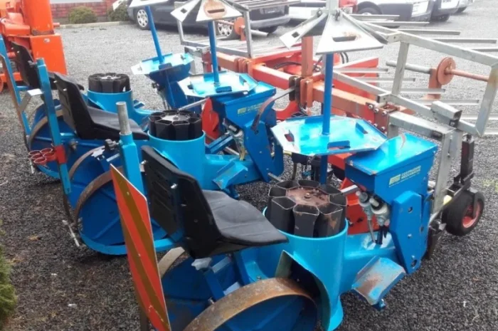 Розсадопосадочна машина Ferrari Fmax 3 рядна- фото № 3