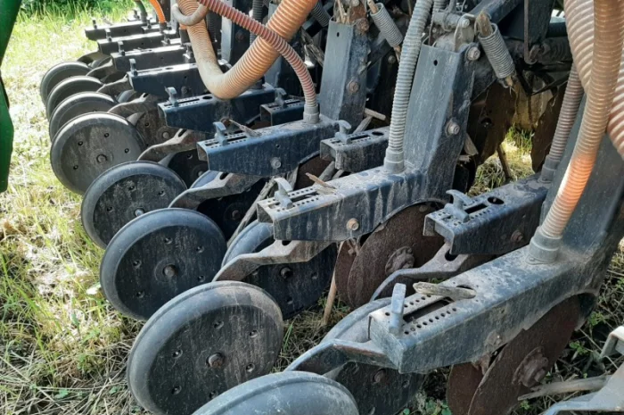 Посівний комплекс Great Plains NTA 3510 з бункером ADC 2220 у продажу- фото № 7