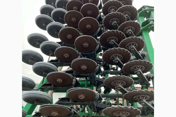 Посівний комплекс Great Plains NTA 3510 з бункером ADC 2220 у продажу- фото № 3