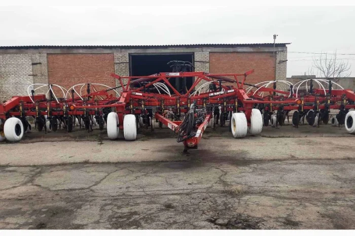Посівний комплекс BOURGAULT 3310 з бункером 6350- фото № 1