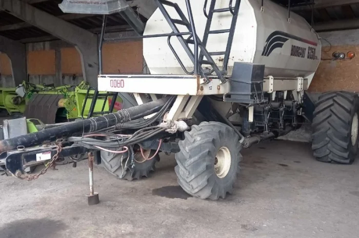 Посівний комплекс BOURGAULT 3310 з бункером 6350- фото № 4