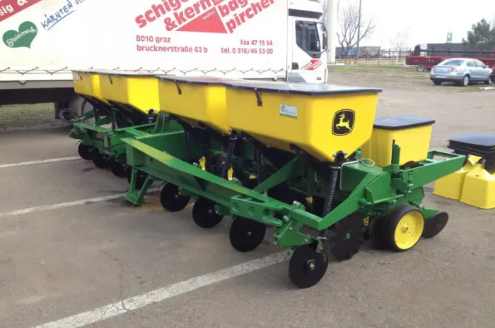 Амереканская Сеялка пропашная John Deere 7000 (8-рядная- фото № 1