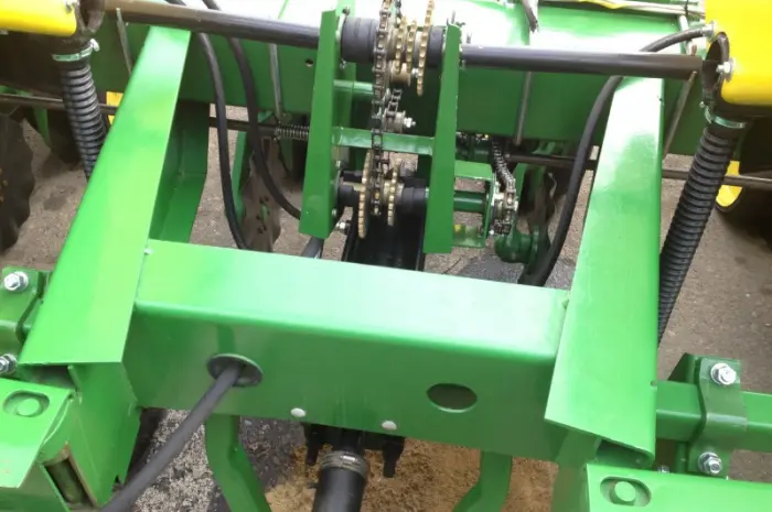 Амереканская Сеялка пропашная John Deere 7000 (8-рядная- фото № 5