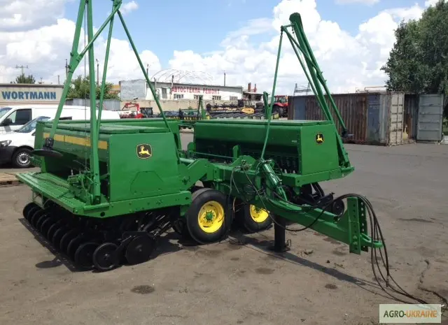 3-х секционная Сеялка зерновая механика джон Дир John Deere 455 9- фото № 7